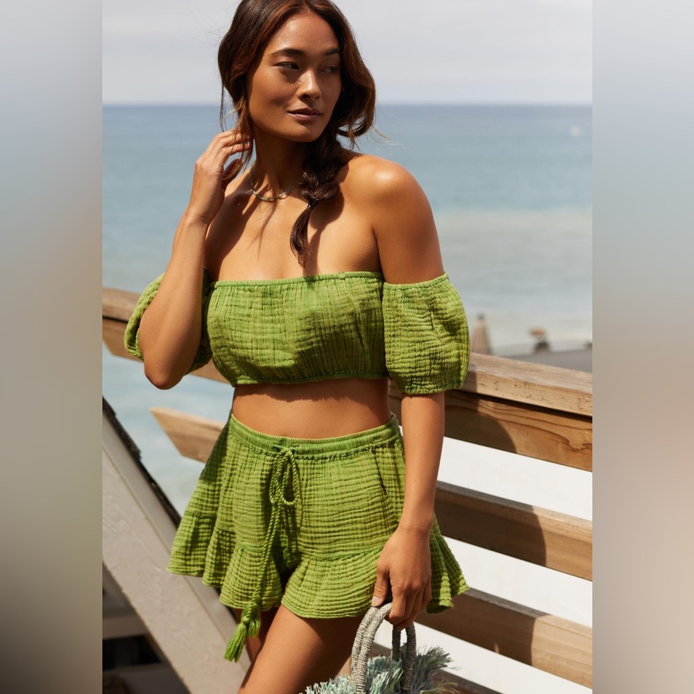 Anthropologie green top & skort set